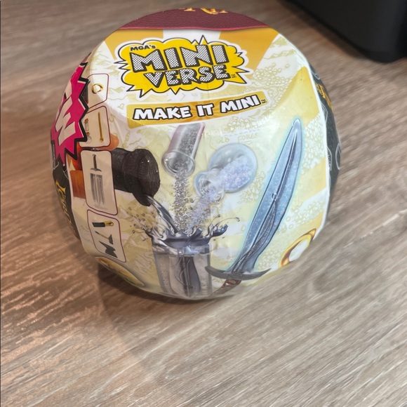 NWT - MGA’s - Mini Verse - make it mini - Lord of the Rings - Picture 2 of 2